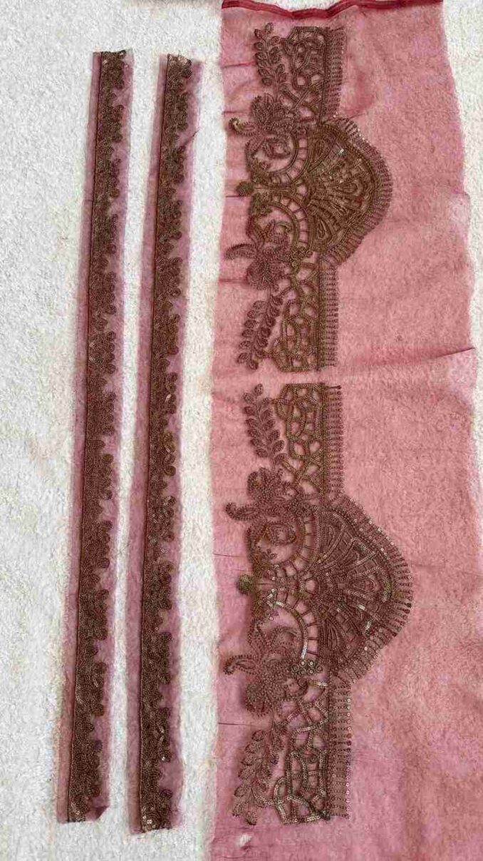 Set (2 Yards Line & Sleeves)