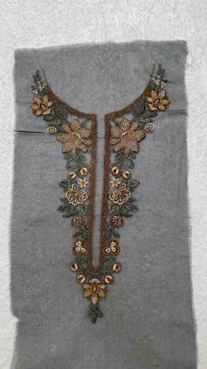 Neckline